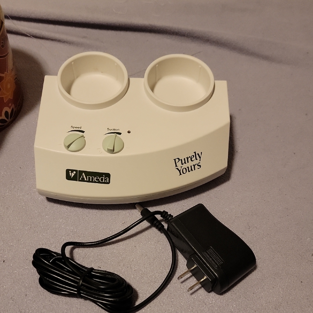 Ameda Purely Yours Dual Control Pump Base with Adapter